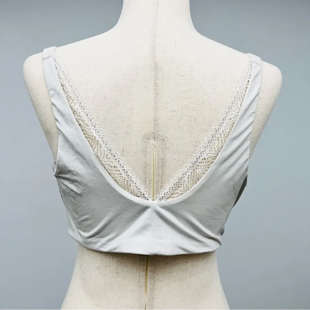 Victoria’s Secret Body by Victoria Lined Perfect Coverage 38DDD Front Close - Picture 4 of 6